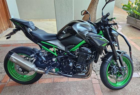 KAWASAKI Z900 